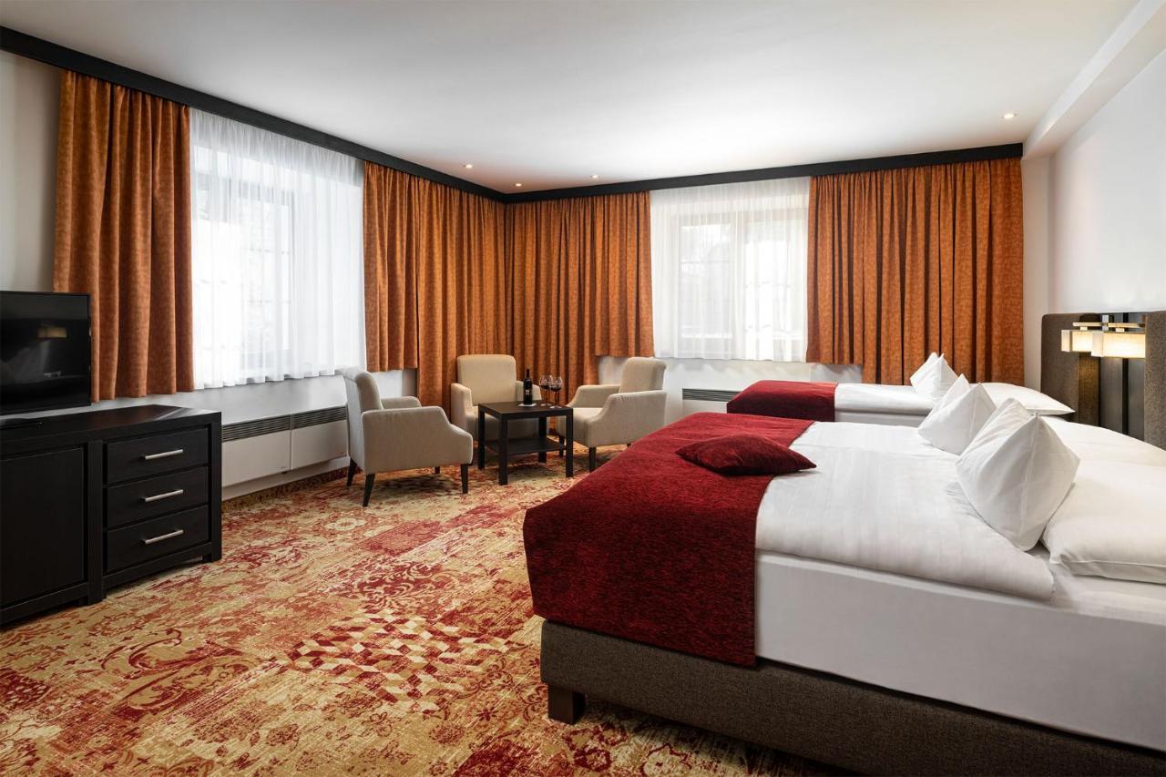 Hotel Singer Ludvíkov Extérieur photo