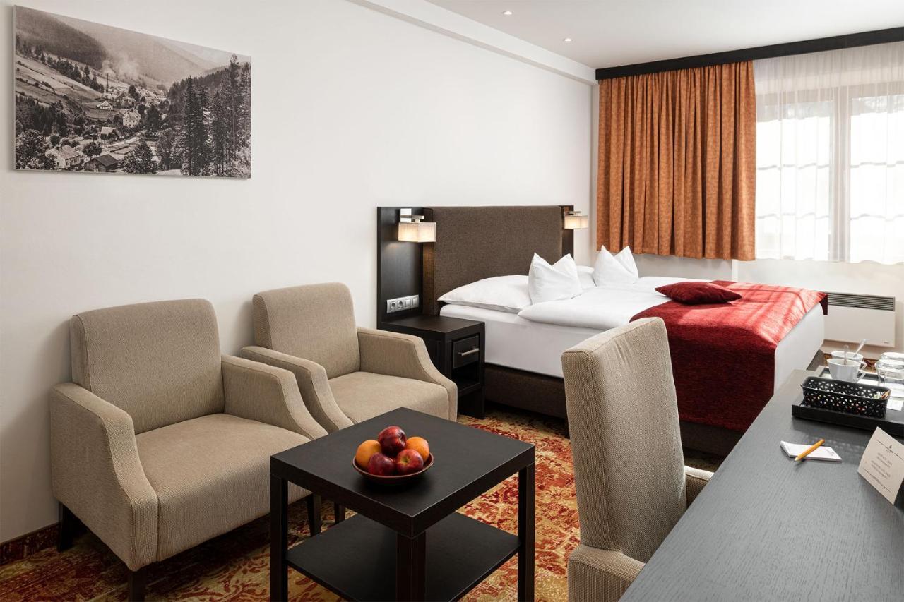 Hotel Singer Ludvíkov Extérieur photo