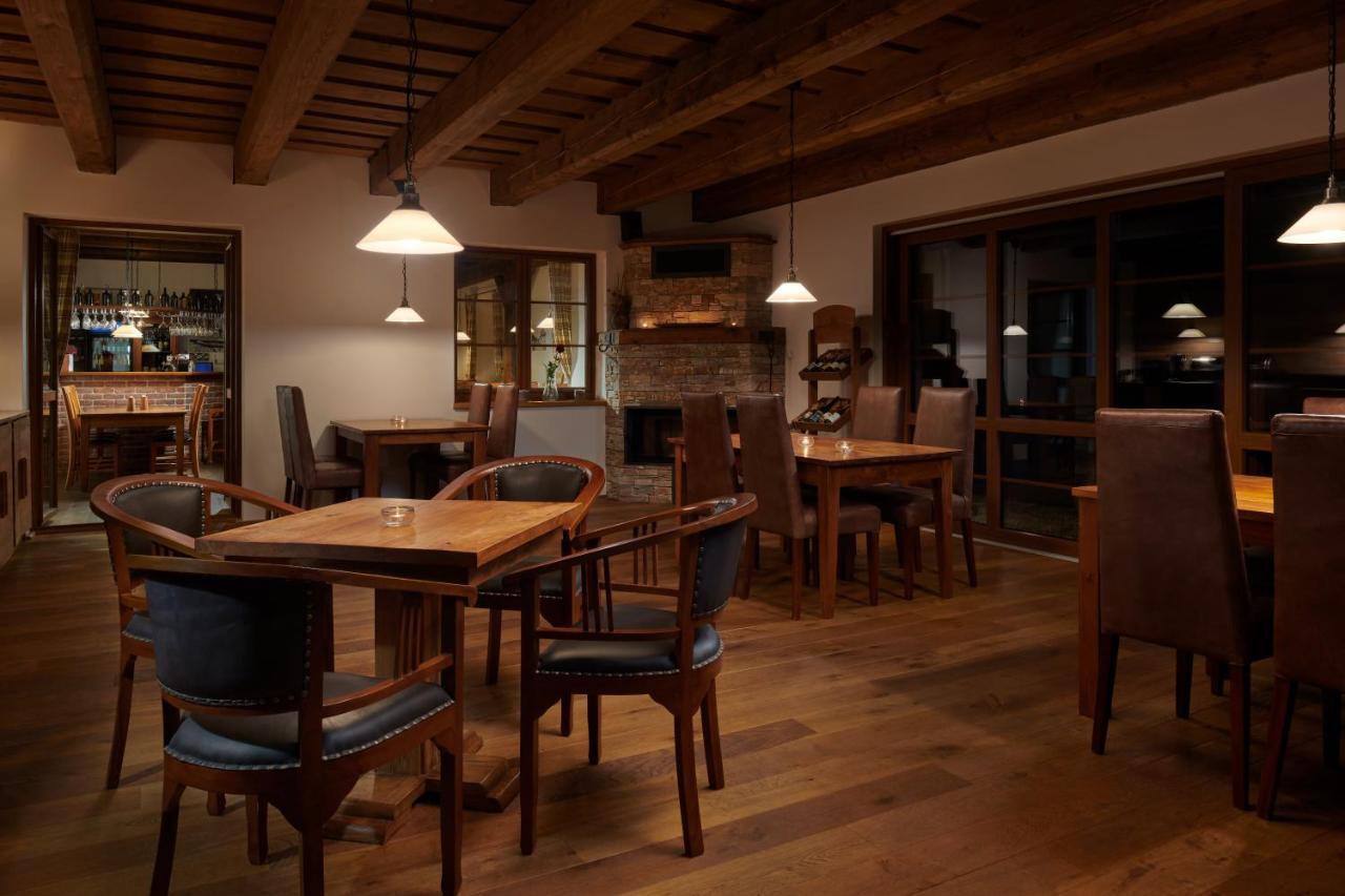 Hotel Singer Ludvíkov Extérieur photo